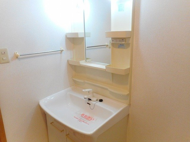 Ｉ・Ｆｉｅｌｄ　Ｂの洗面所