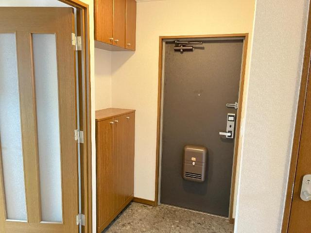 クレストール瑞雲郷の玄関|玄関
