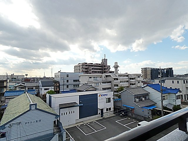 赤坪第２小菅ビルの展望