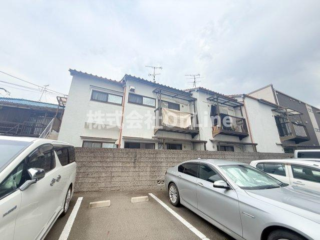 宮田文化の駐車場