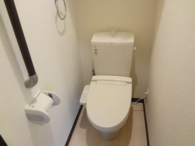 レオネクスト宝のその他|同タイプの室内写真です。