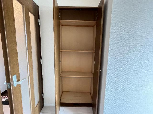 クレストール瑞雲郷の収納|リビング収納
