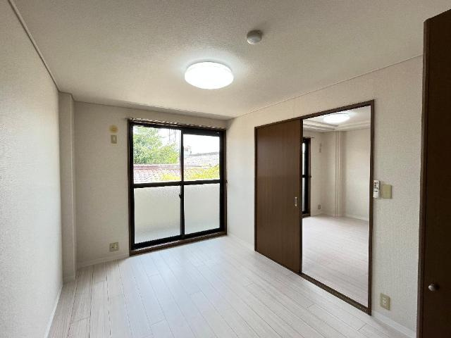 クレストール瑞雲郷の内装|洋室