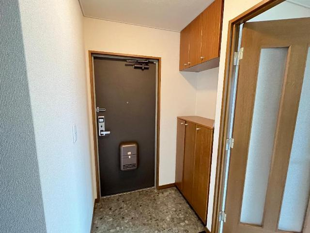 クレストール瑞雲郷の玄関|玄関
