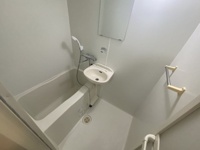 レオネクスト元植田Ｅａｓｔの浴室