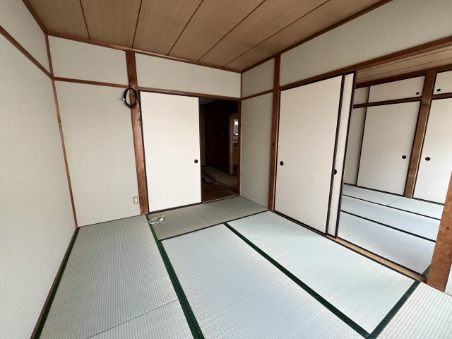 飯田第１コーポの和室