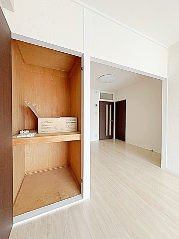 中町田ビルの収納