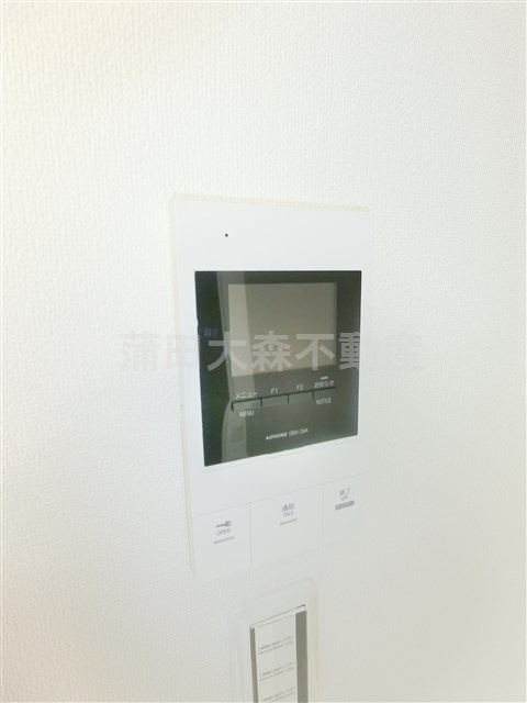 グランクオール梅屋敷の設備|モニター付きインターホン