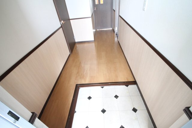 クレール壱番館の玄関|※同物件別号室の写真になります