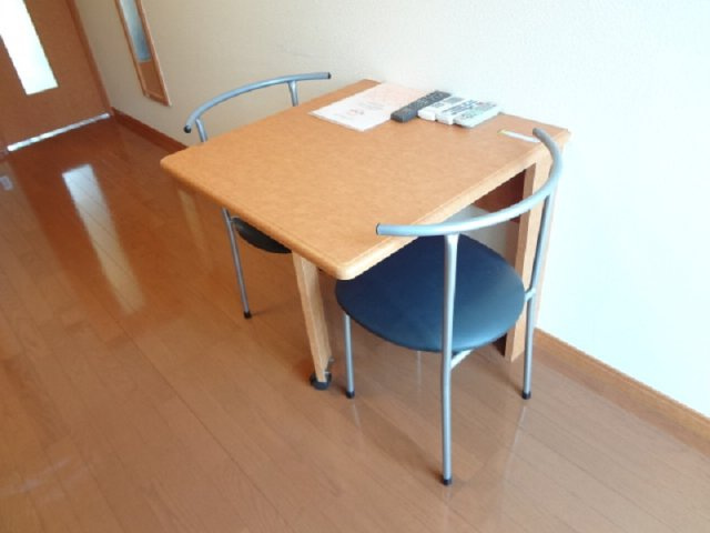 レオパレスシェソア　今伊勢の内装
