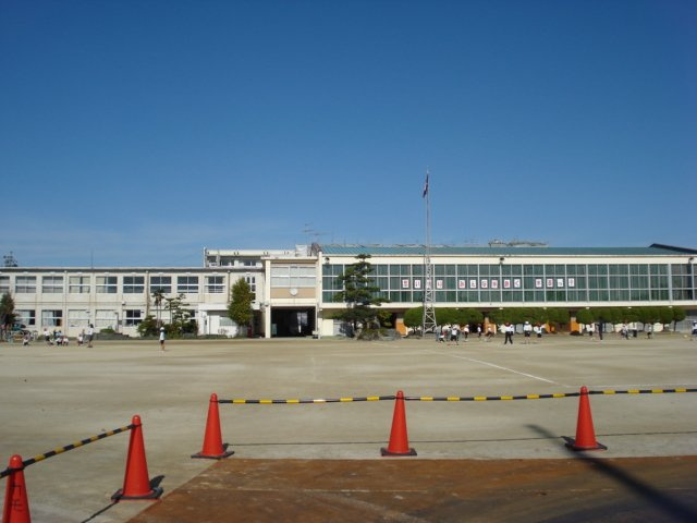 ルミナスの周辺|一宮市立木曽川西小学校まで948ｍ