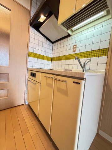 福岡市中央区長浜２丁目の賃貸マンションのキッチン