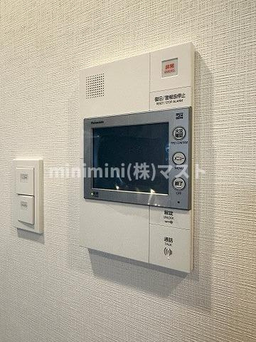 スプランディッド梅田グランノースのセキュリティ|同間取り　奇数階別カラー【参考】
