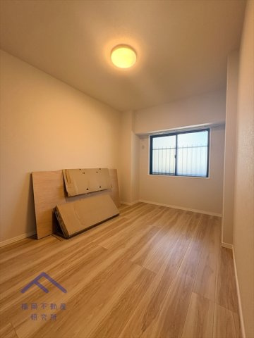 春日須玖パークホームズの洋室