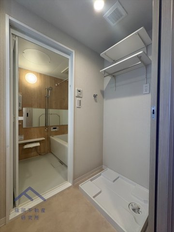 春日須玖パークホームズのランドリースペース