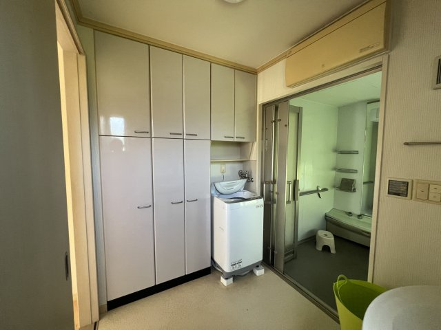 津山市南方中　中古住宅4LDK＋倉庫　の脱衣所