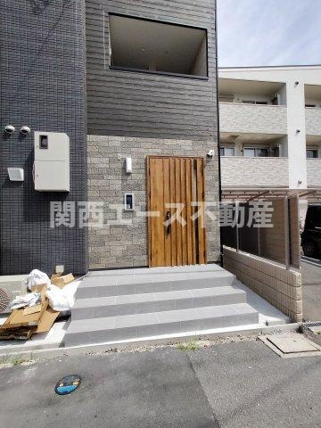 【エントランス】 | ラモーナ雁屋西