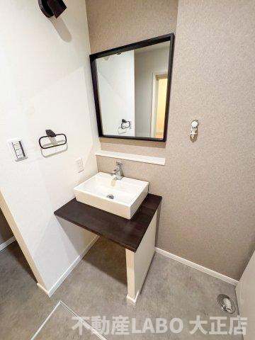 Nesta Residence 大正の洗面所