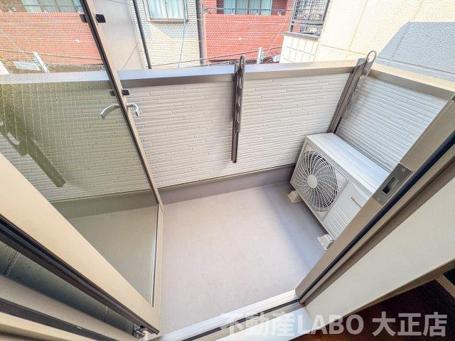 Nesta Residence 大正のバルコニー