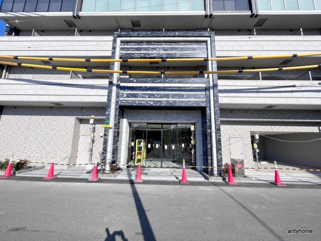 エスリード大阪デュアルゲート  仲介手数料無料のエントランス