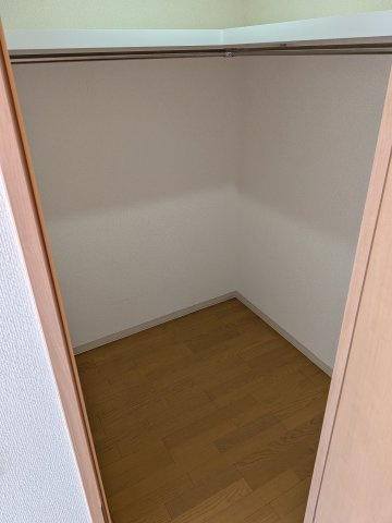 【収納】 | レオ伍拾番館 | シューズボックスつきです。