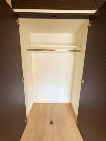 福岡市博多区堅粕３丁目の賃貸マンションの収納