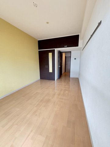 福岡市博多区堅粕３丁目の賃貸マンションの居間・リビング