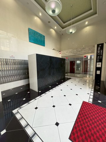 福岡市博多区堅粕３丁目の賃貸マンションのロビー
