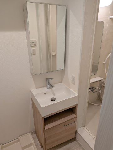 【洗面所】 | クロレ船橋宮本 | 生活に欠かせない独立洗面台です
