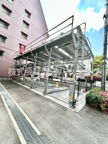 グランテージの駐車場
