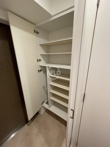 レオンコンフォート梅田北の収納|レオンコンフォート梅田北　シューズボックス