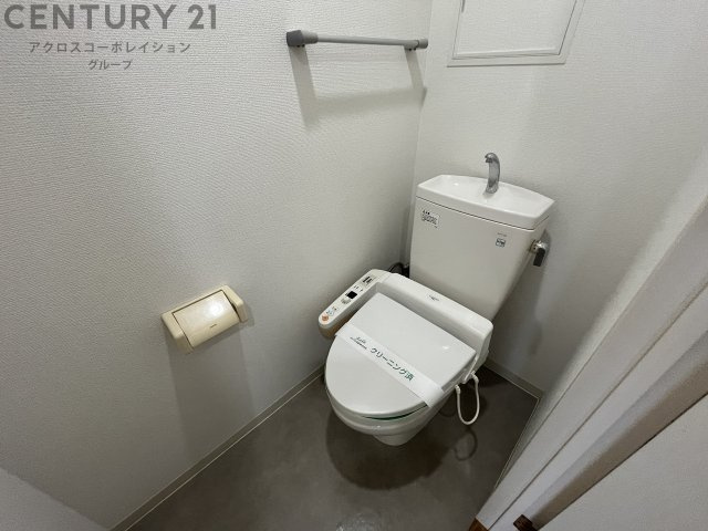 ウォシュレット付きのトイレです♪