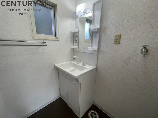 独立洗面化粧台付きでおすすめです！
