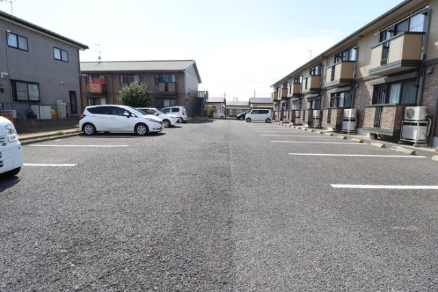 ソレイユ・レバンの駐車場|カースペースがあります