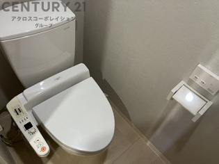 ウォシュレット付きのトイレです♪