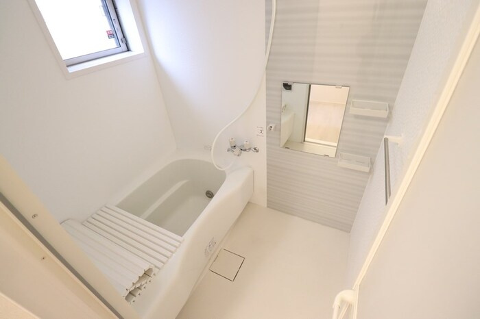 モダンコート見川 Ｍ＆Ｋの浴室|きれいなお風呂です