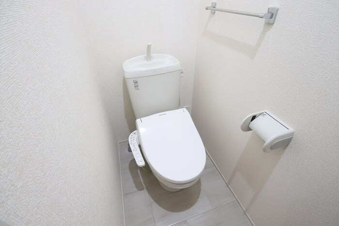 モダンコート見川 Ｍ＆Ｋのトイレ|落ち着いたトイレです