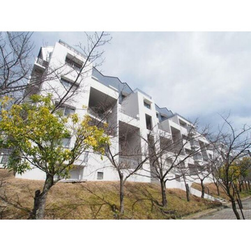居住者専用のごみ置き場があります。