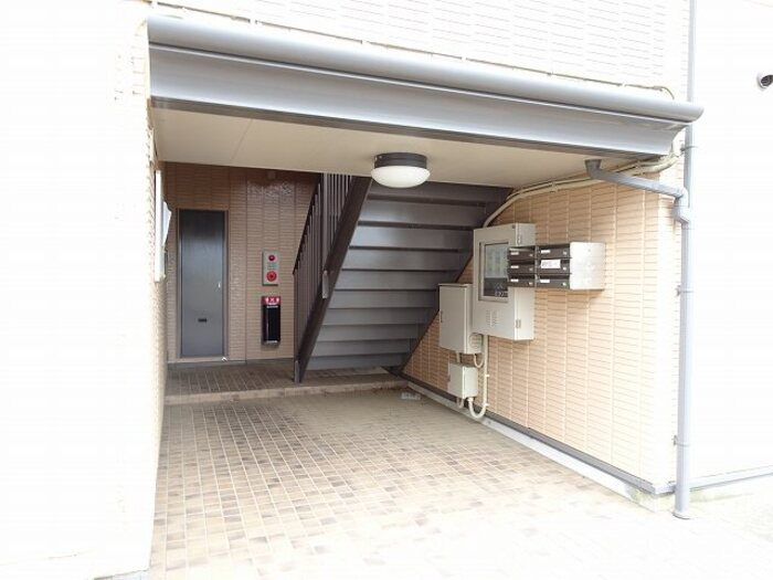 グレースフル東大島のエントランス|清潔なエントランスです