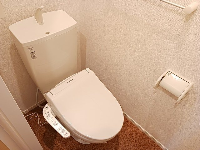 Ｗｉｎ　Ｗｉｓｅ　Ａのトイレ|落ち着いた色調のトイレです