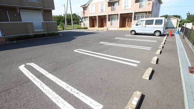 セピアコートＳ　Ｂの駐車場|カースペースがあります