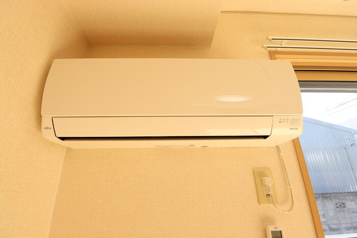 アン オアシスの設備|エアコンです
