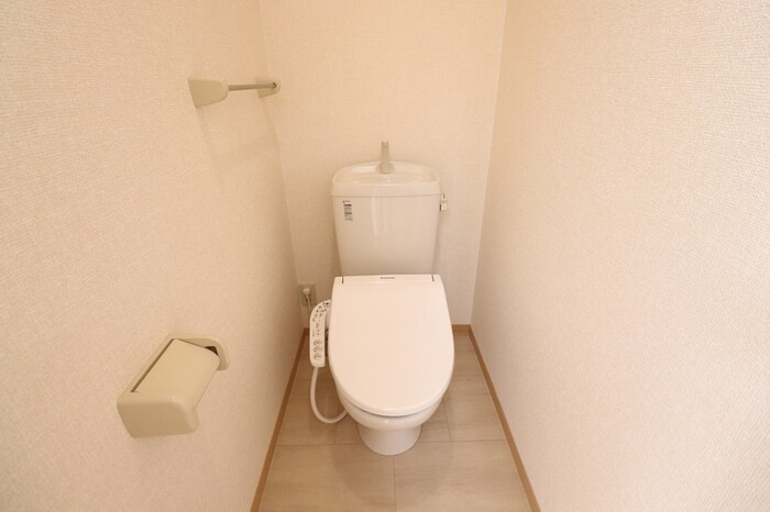 アン オアシスのトイレ|ゆったりとした空間のトイレです