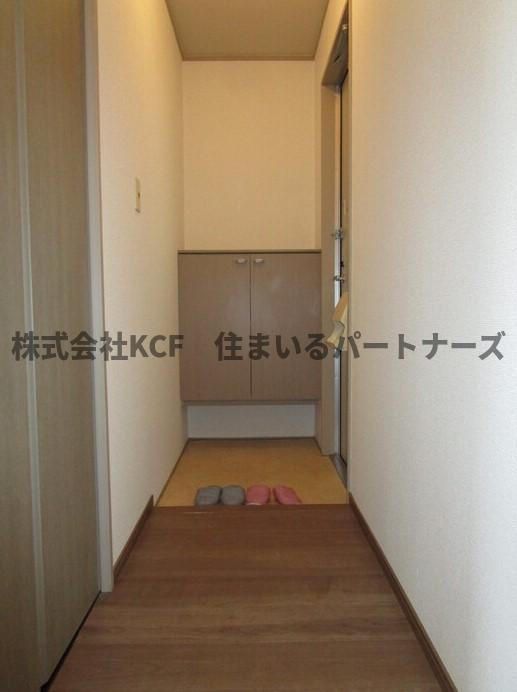 セジュールプリムの玄関|収納もある玄関です