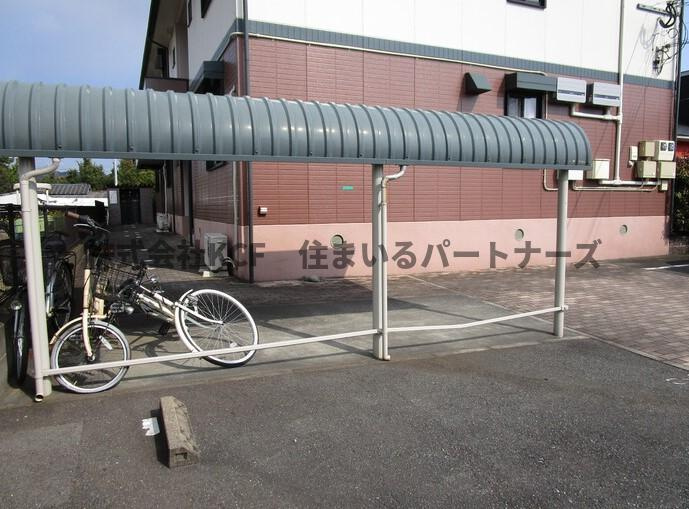 セジュールプリムのエントランス|落ち着いたエントランスです