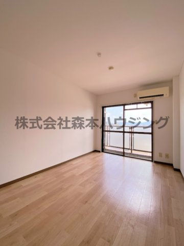 【洋室】 | 　ユニハイム木村 | 使いやすい洋室です