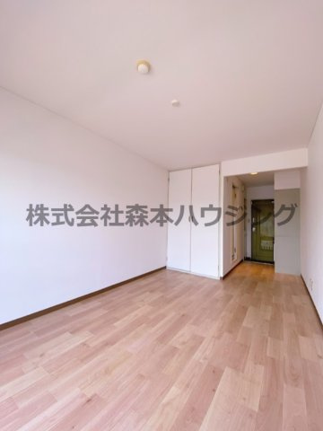 【洋室】 | 　ユニハイム木村 | 落ち着いた色調の洋室です