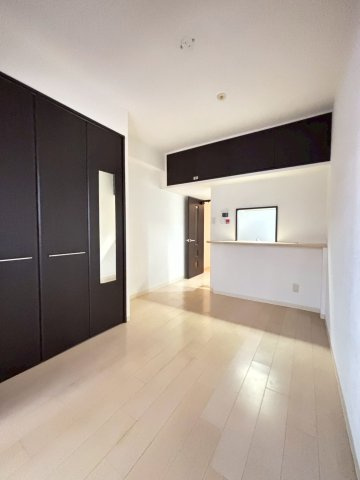 福岡市博多区堅粕３丁目の賃貸マンションの居間・リビング