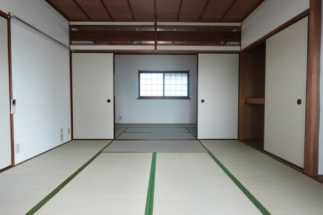【和室】 | ぴーちばれい