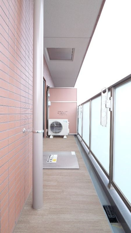 大阪市浪速区恵美須西１丁目の賃貸マンションのバルコニー